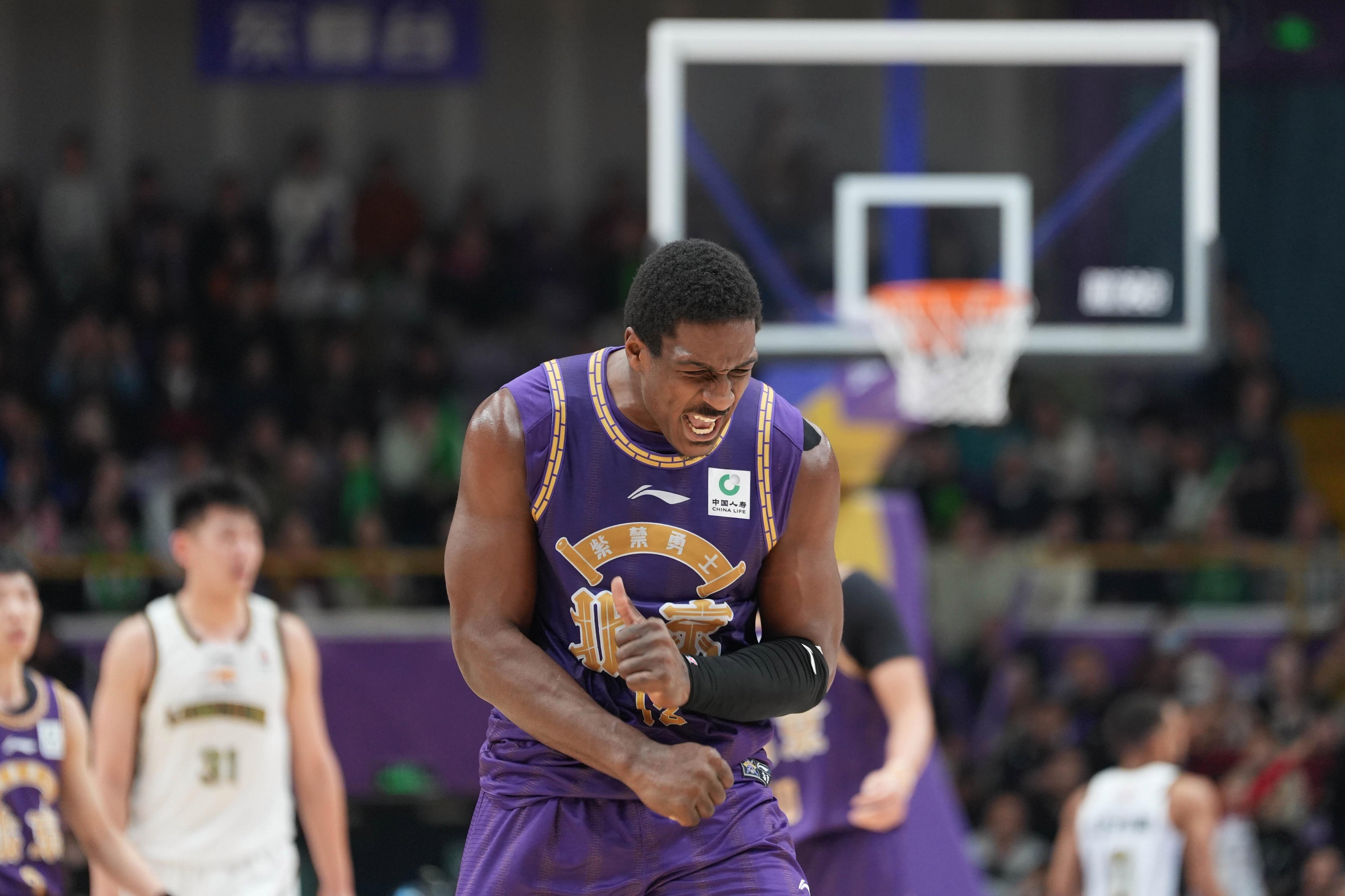 包含辽宁本钢内部会议纪要流出——赛后更衣室发声,CBA常规赛使命明确,赛季目标并未改变的词条-AYX SPORTS